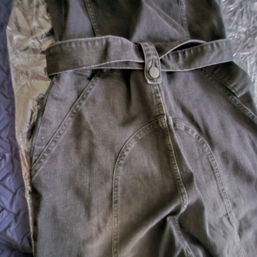 Black Jean Jumpsuit-NWOT-Size Medium - Picture 6 of 16